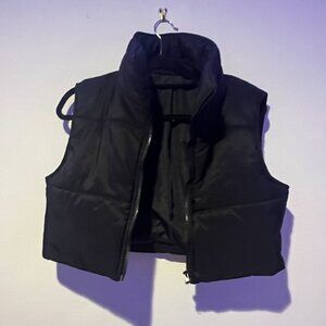 black puffer zip up cropped